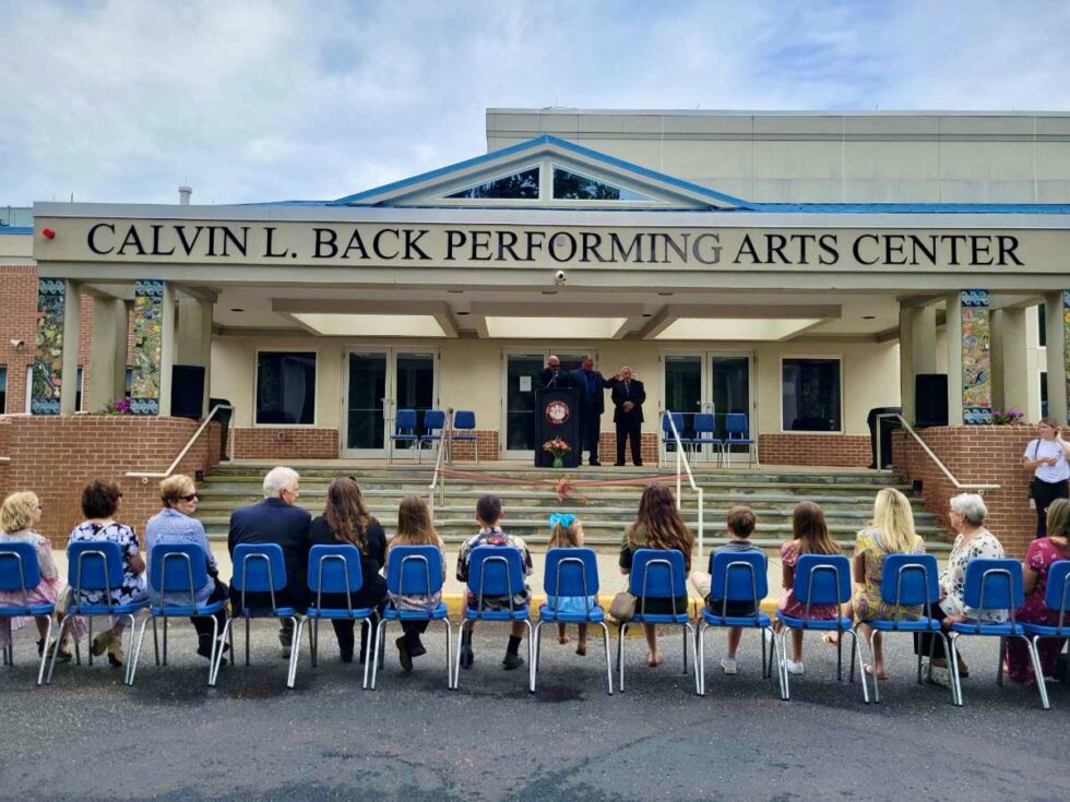 MIDDLE TOWNSHIP SCHOOL DISTRICT DEDICATES PERFORMING ARTS CENTER TO