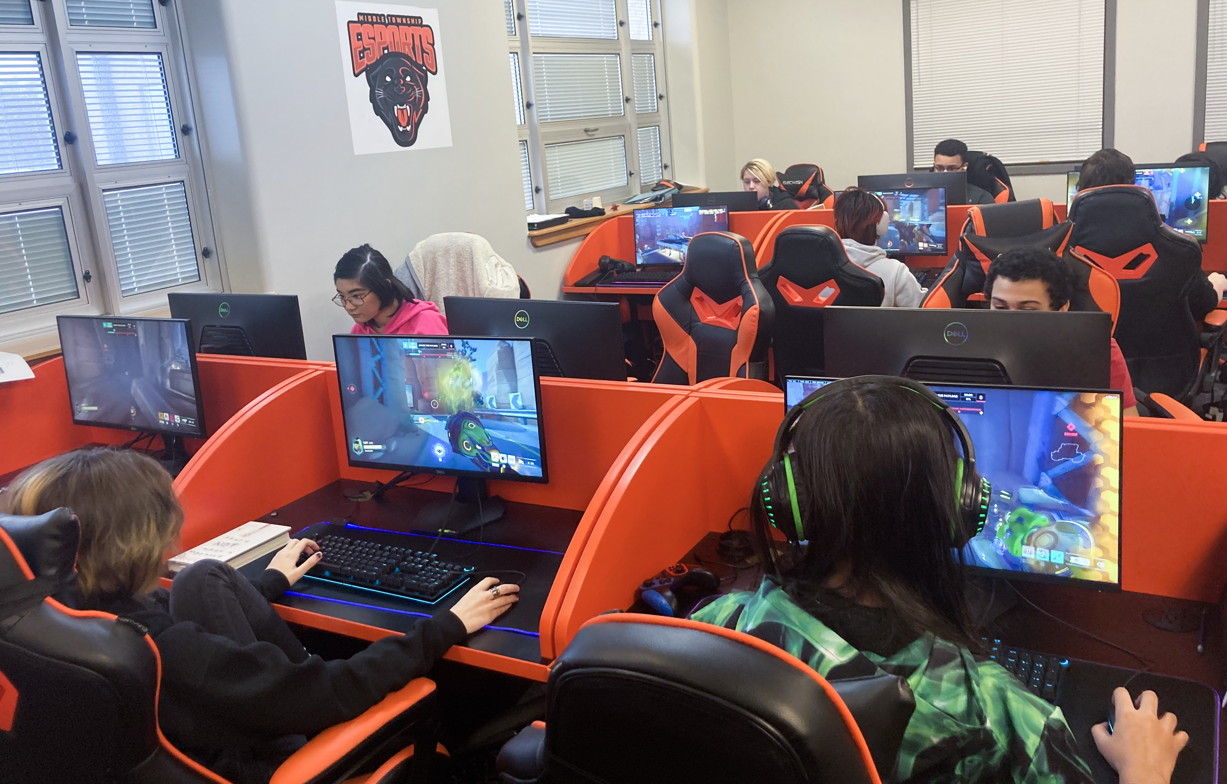 Middle Township High School Esports Lab and students 